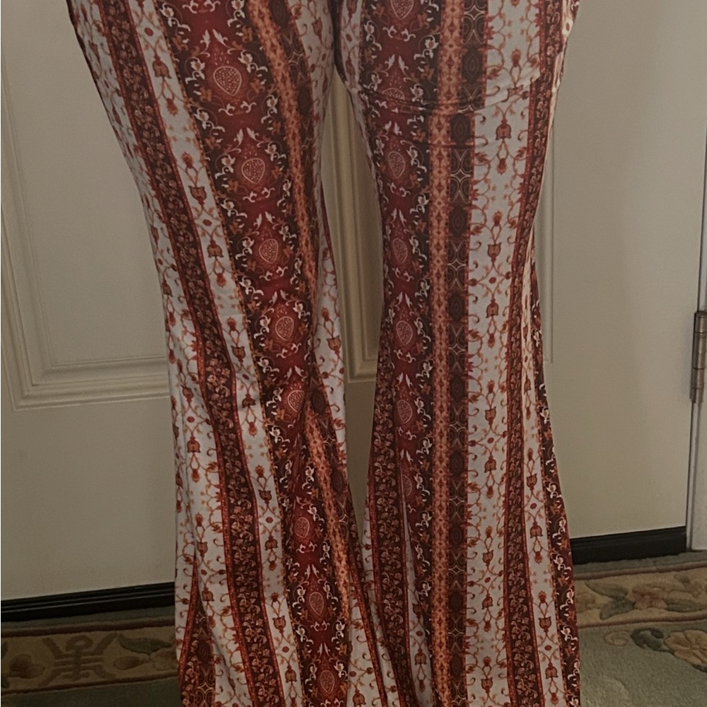 SHEIN Red and White Patterned Flare Pants